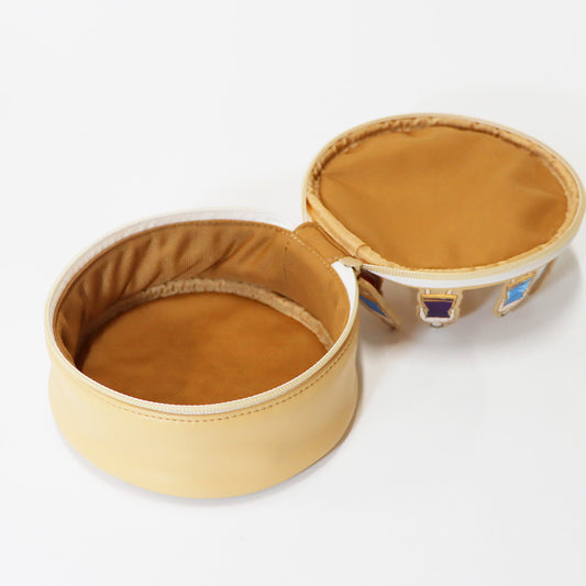 土俵入りポーチ 開けたところ