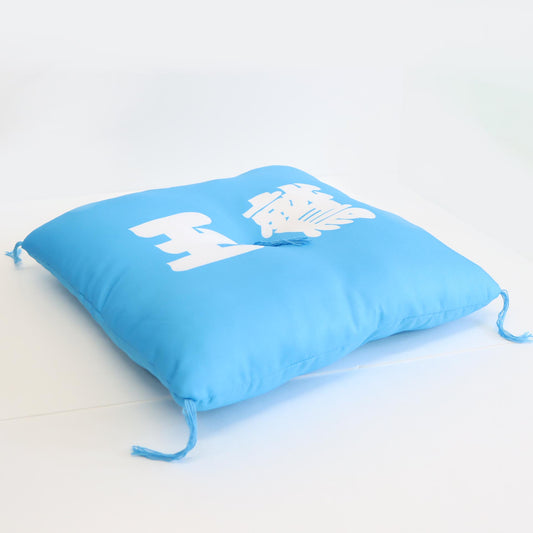 関取控え座布団(玉鷲)