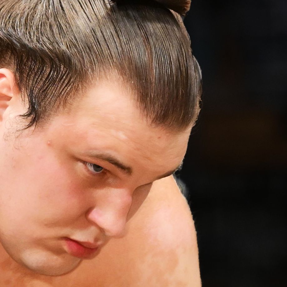 令和八年一月場所　優勝力士 純金製小判